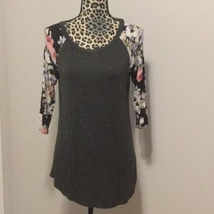 Gray with floral sleeve top